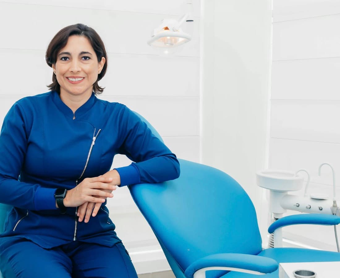 Dentist în Bacău: de la consultație la refacerea unui zâmbet pierdut