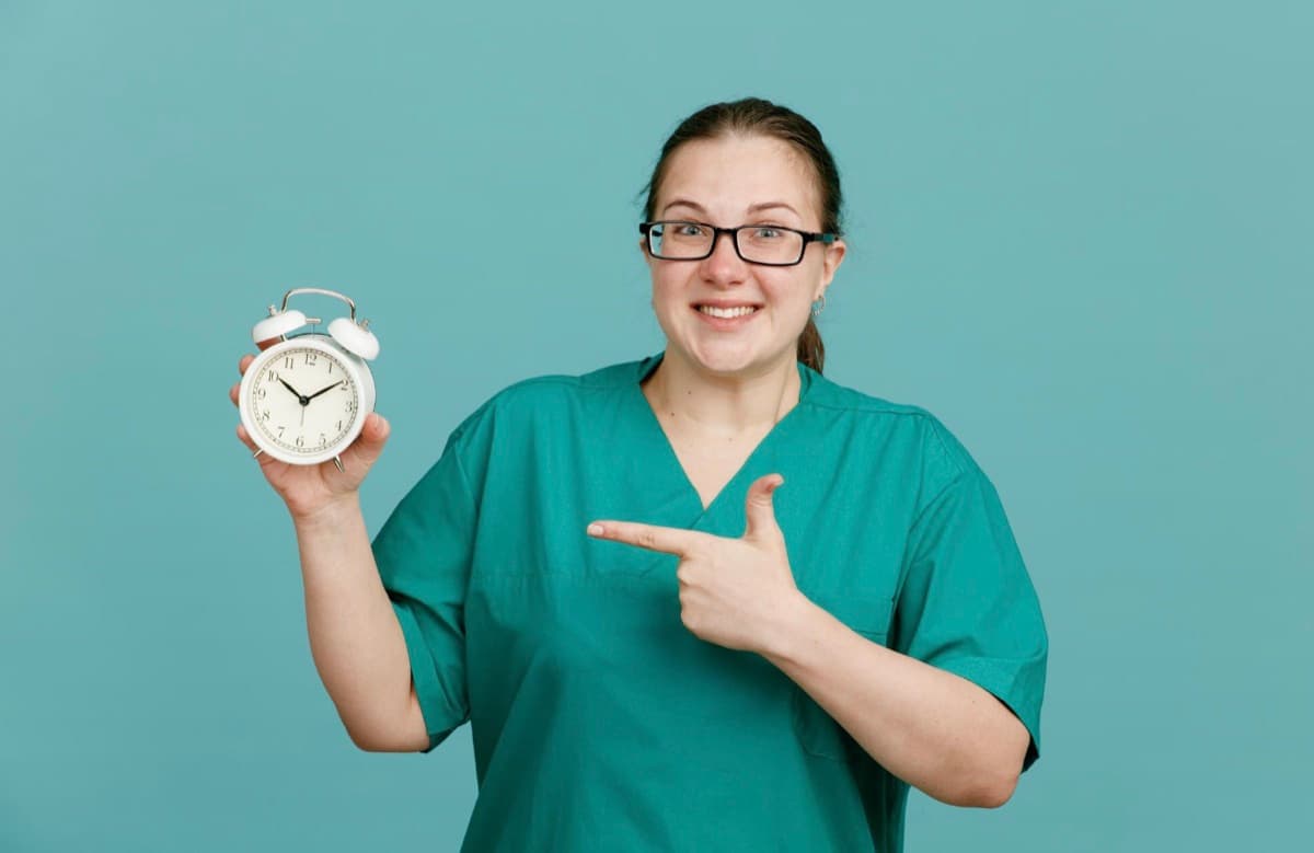 Durata ședinței igienizare GBT Bacău — 45-60 minute la Chromatic Dental Clinic