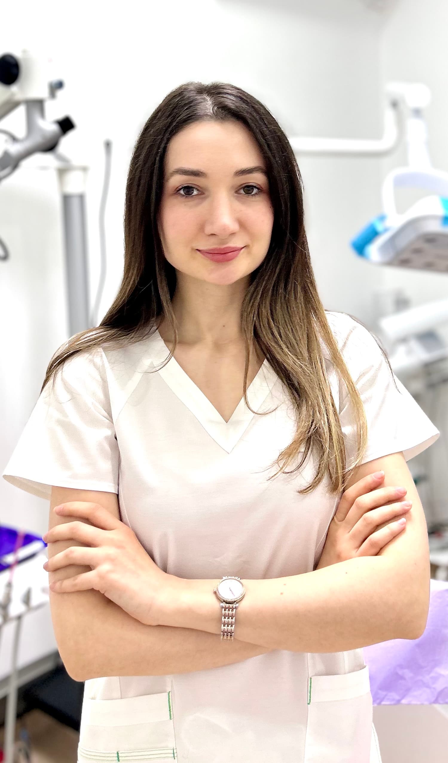 Dr. Solomon Sabina — Medic Specialist Endodonție la Chromatic Dental Clinic Bacău