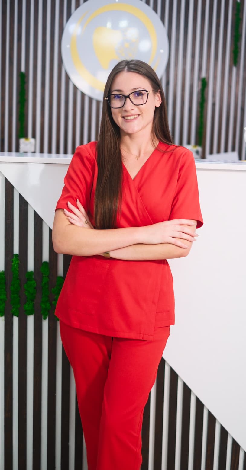 Dancuța Daniela — Asistentă la Chromatic Dental Clinic Bacău