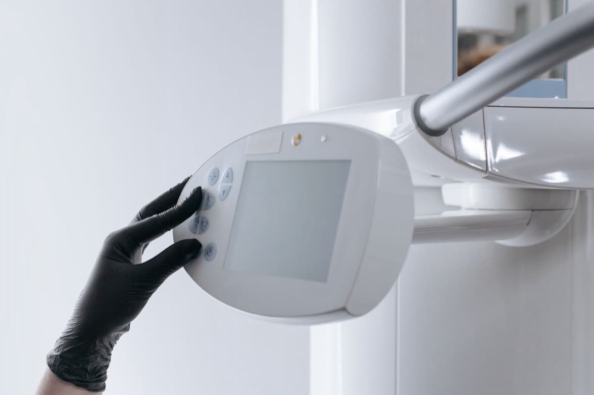 Setarea parametrilor pentru scanarea CBCT 3D dentară în Bacău